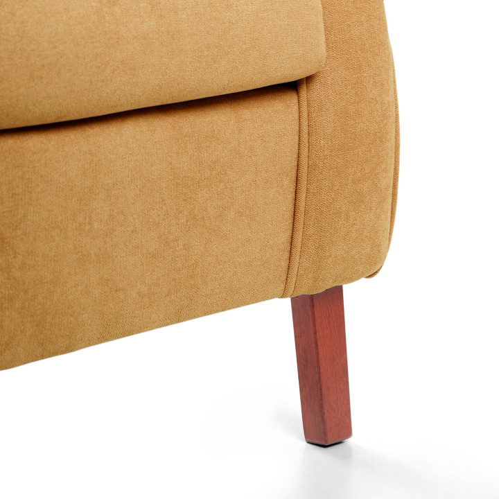 Sillón orejero tapizado CARLA