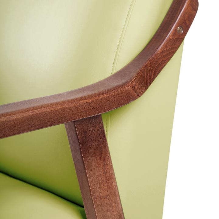 Sillón de madera tapizado  BOSTON NOGAL