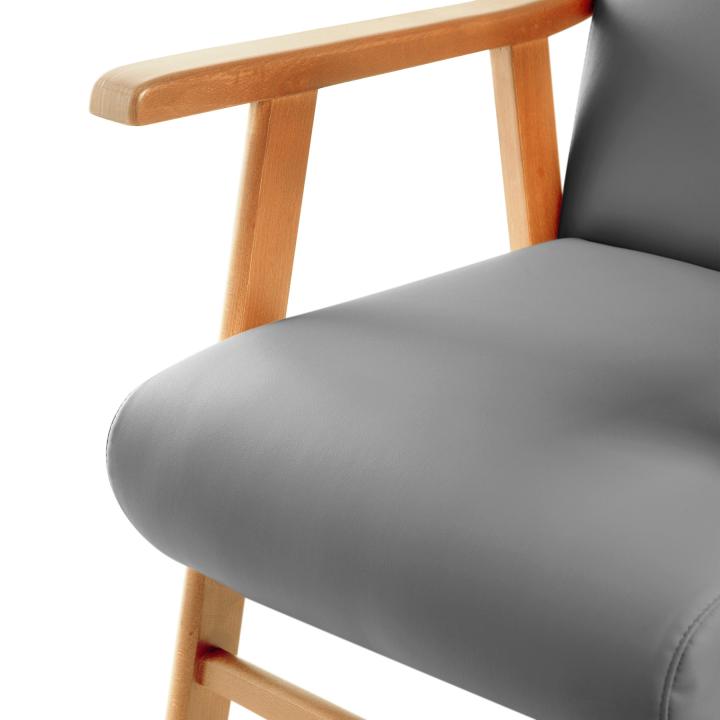 Sillón de madera tapizado BOSTON NOGAL