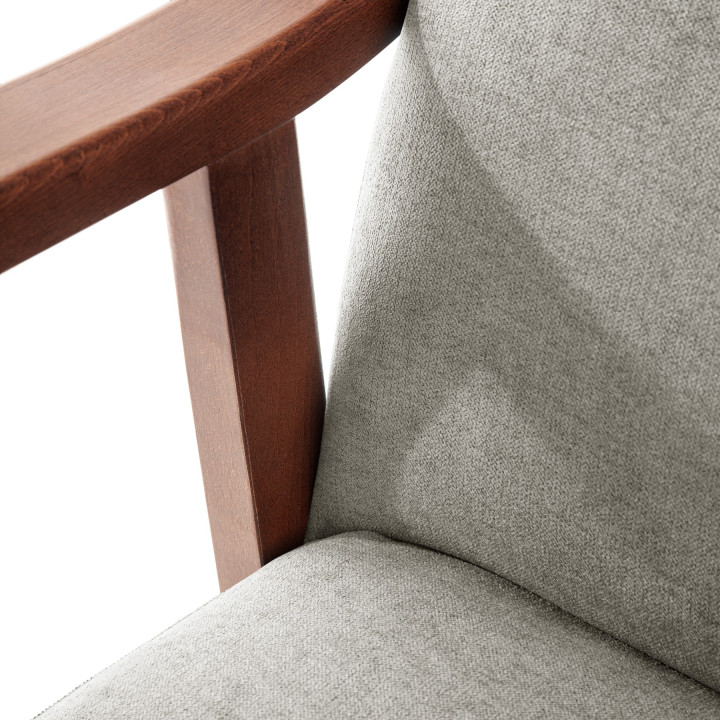 Sillón de madera tapizado PORTLAND NOGAL
