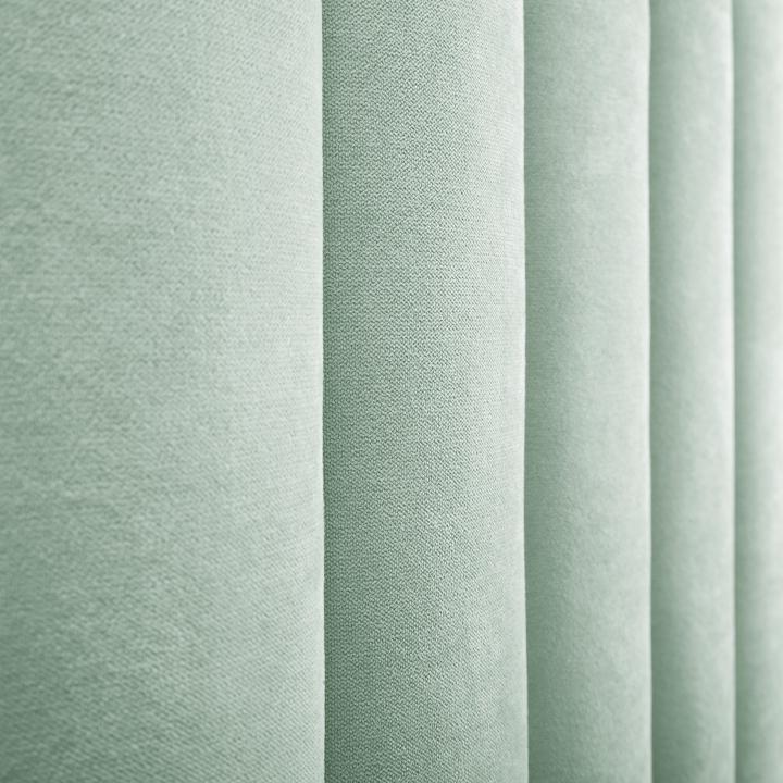 Cabecero de cama tapizado con patas MÓDENA